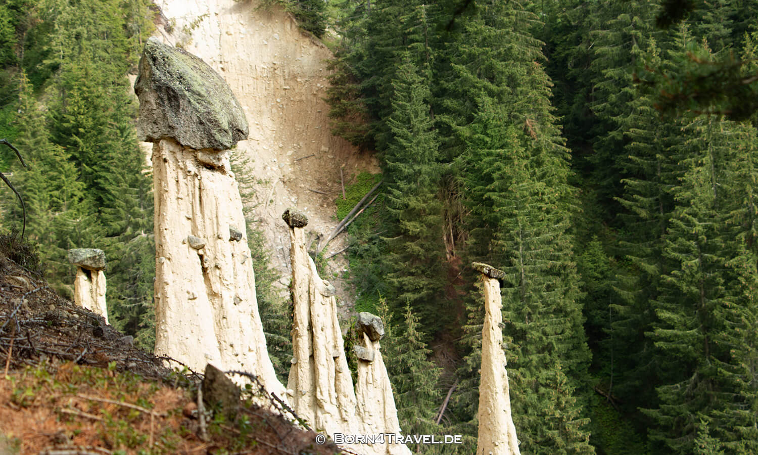 Erdpyramiden von Percha,Südtirol in Italien,born4travel.de Erdpyramiden von Percha,Südtirol in Italien,born4travel.de