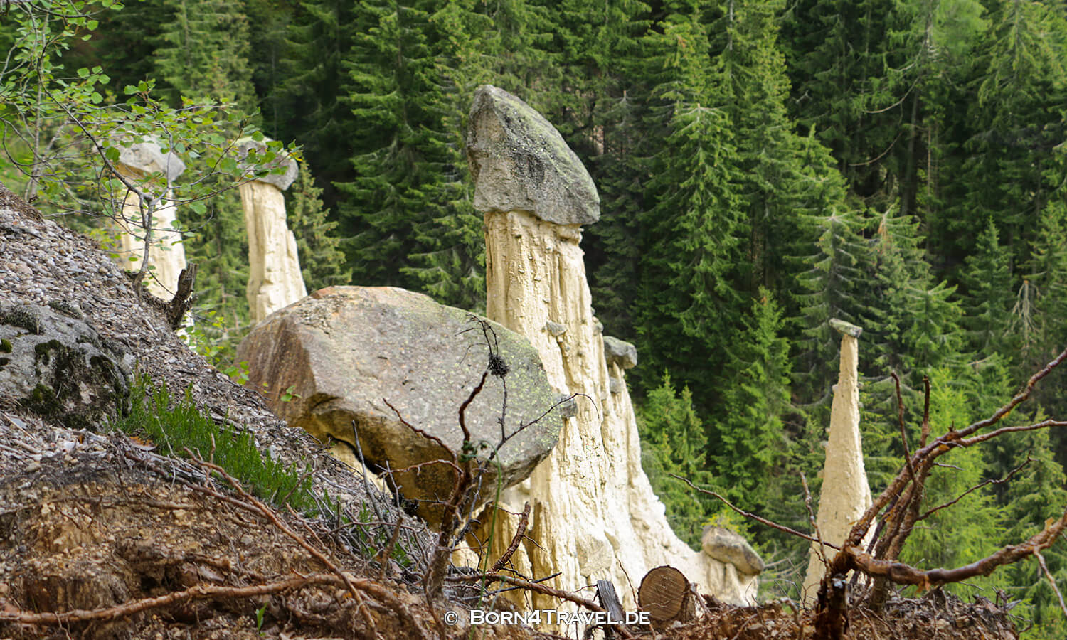 Erdpyramiden von Percha,Südtirol in Italien,born4travel.de Erdpyramiden von Percha,Südtirol in Italien,born4travel.de
