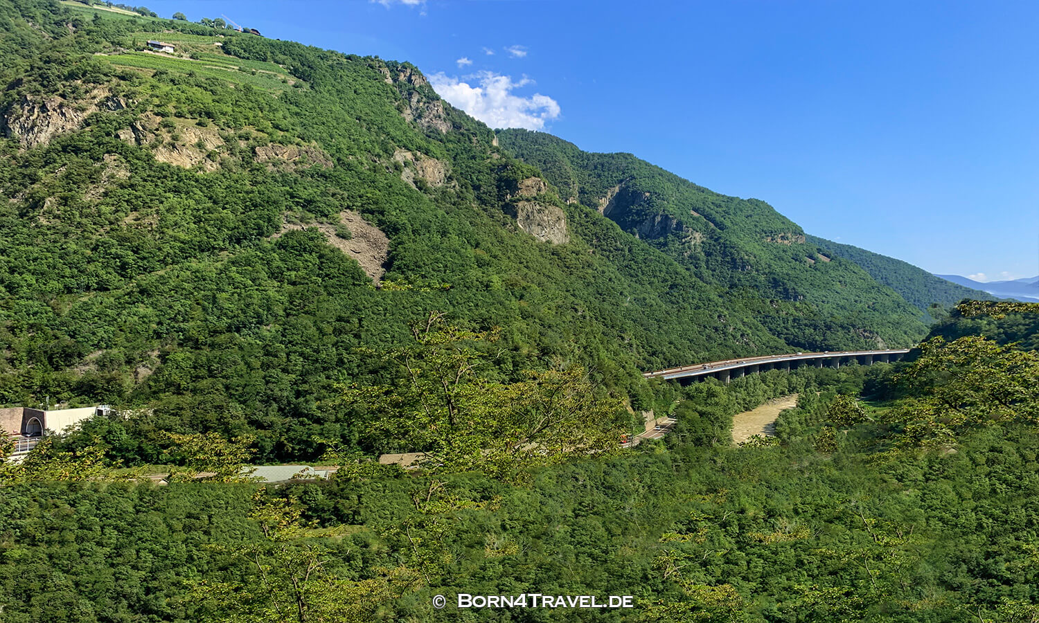 Eisackbrücke auf Via Statale 12,Italien,born4travel.de Eisackbrücke auf Via Statale 12,Italien,born4travel.de