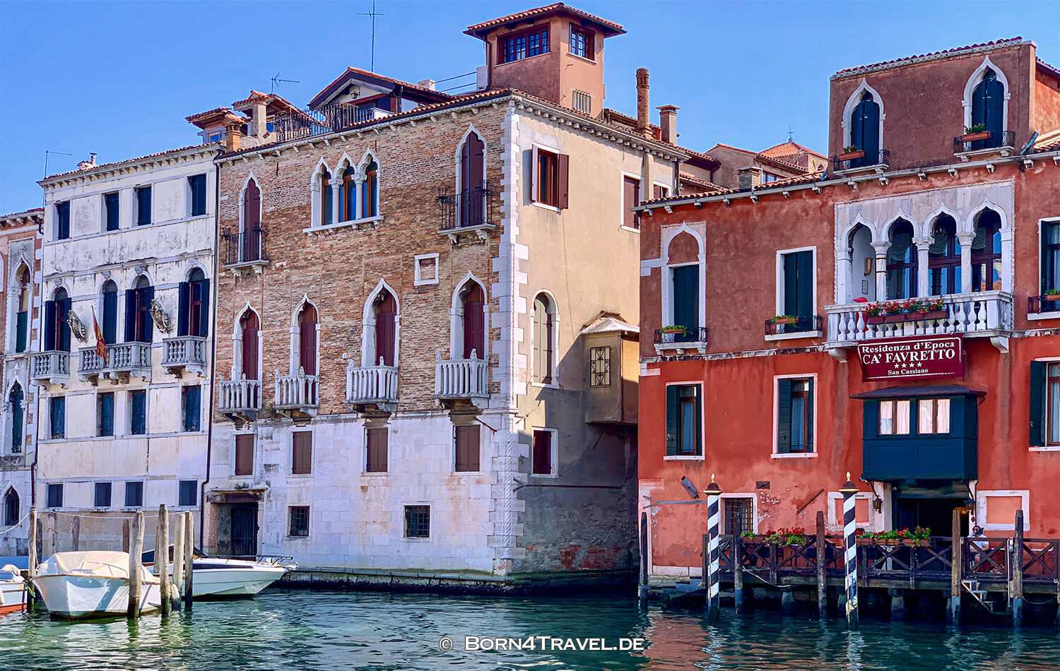 Mit dem Vaporetto auf dem Canal Grande in Venedig,Italien,born4travel.de Mit dem Vaporetto auf dem Canal Grande in Venedig,Italien,born4travel.de