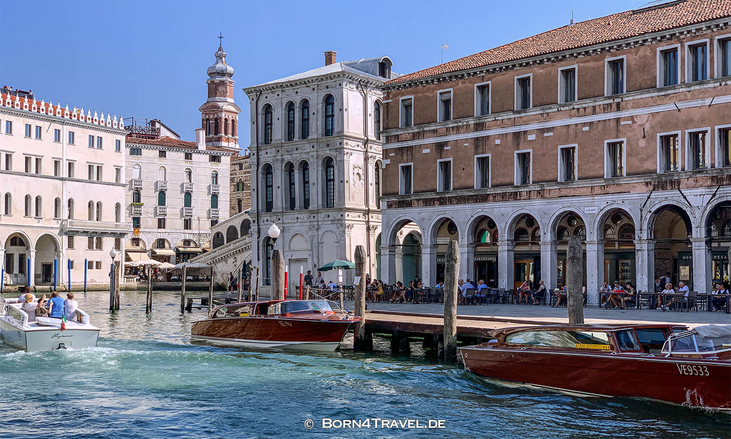 Mit dem Vaporetto auf dem Canal Grande in Venedig,Italien,born4travel.de Mit dem Vaporetto auf dem Canal Grande in Venedig,Italien,born4travel.de