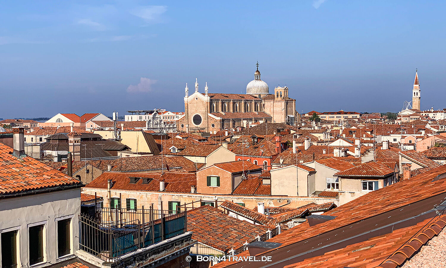 Terrasse auf dem DFS,Italien,born4travel.de Terrasse auf dem DFS,Venedig,Italien,born4travel.de
