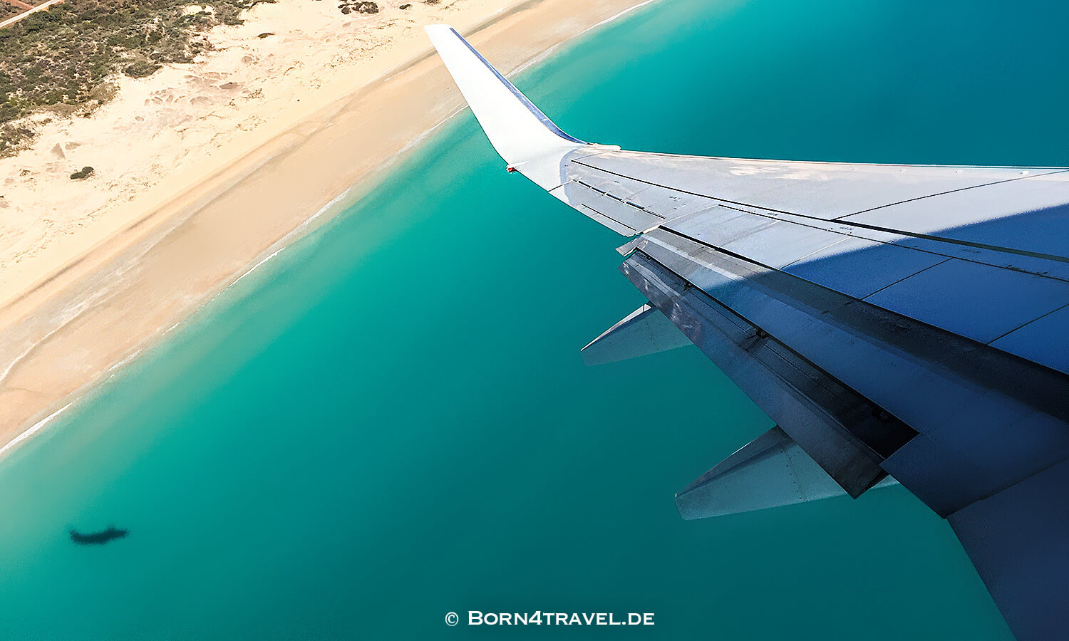born4travel.de,Qantas flight from Broome to Perth,Australien,born4travel.de born4travel.de,Qantas flight from Broome to Perth,Australien,born4travel.de