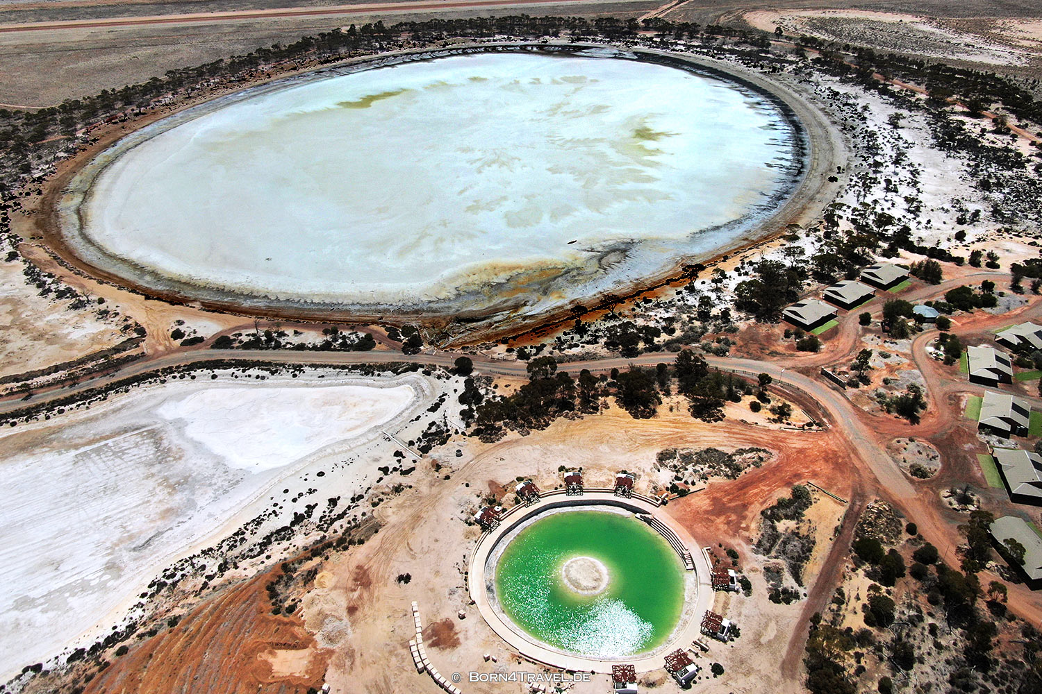 Magic Lake near Hyden,,Western Australia,born4travel.de