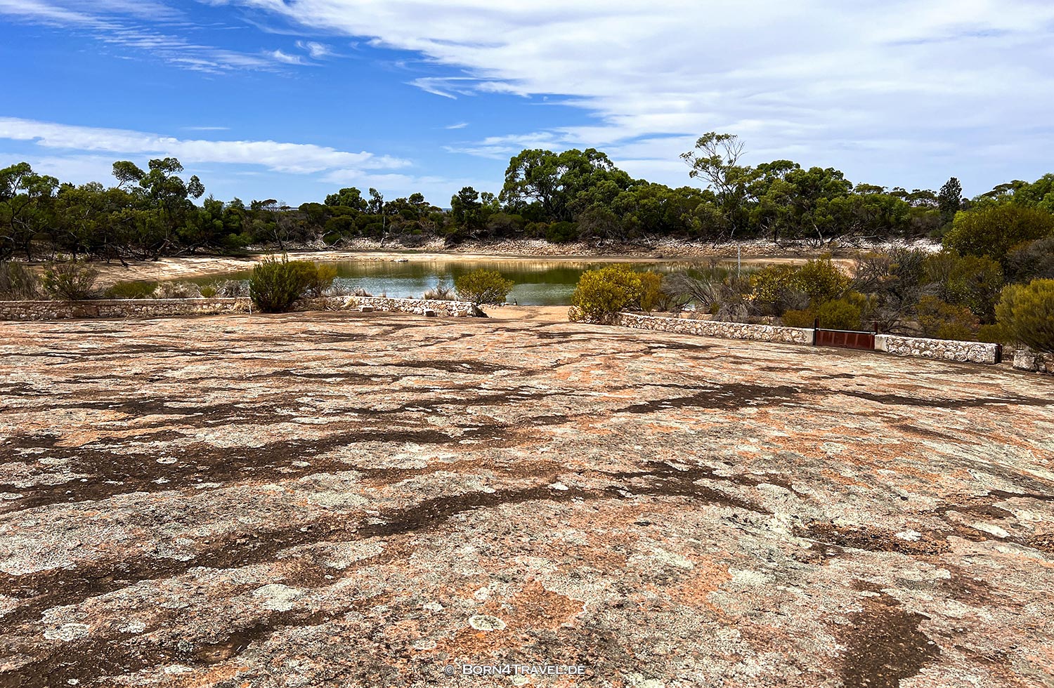 Polda Rock near Wudinna,Southern Australia,born4travel.de