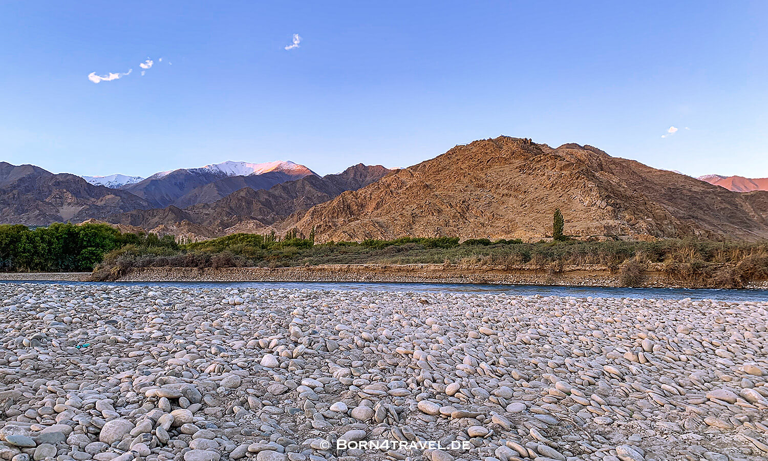 The Indus River Camp, Choglamsar, Leh, Ladakh, Himalaya, Indien, born4travel.de
