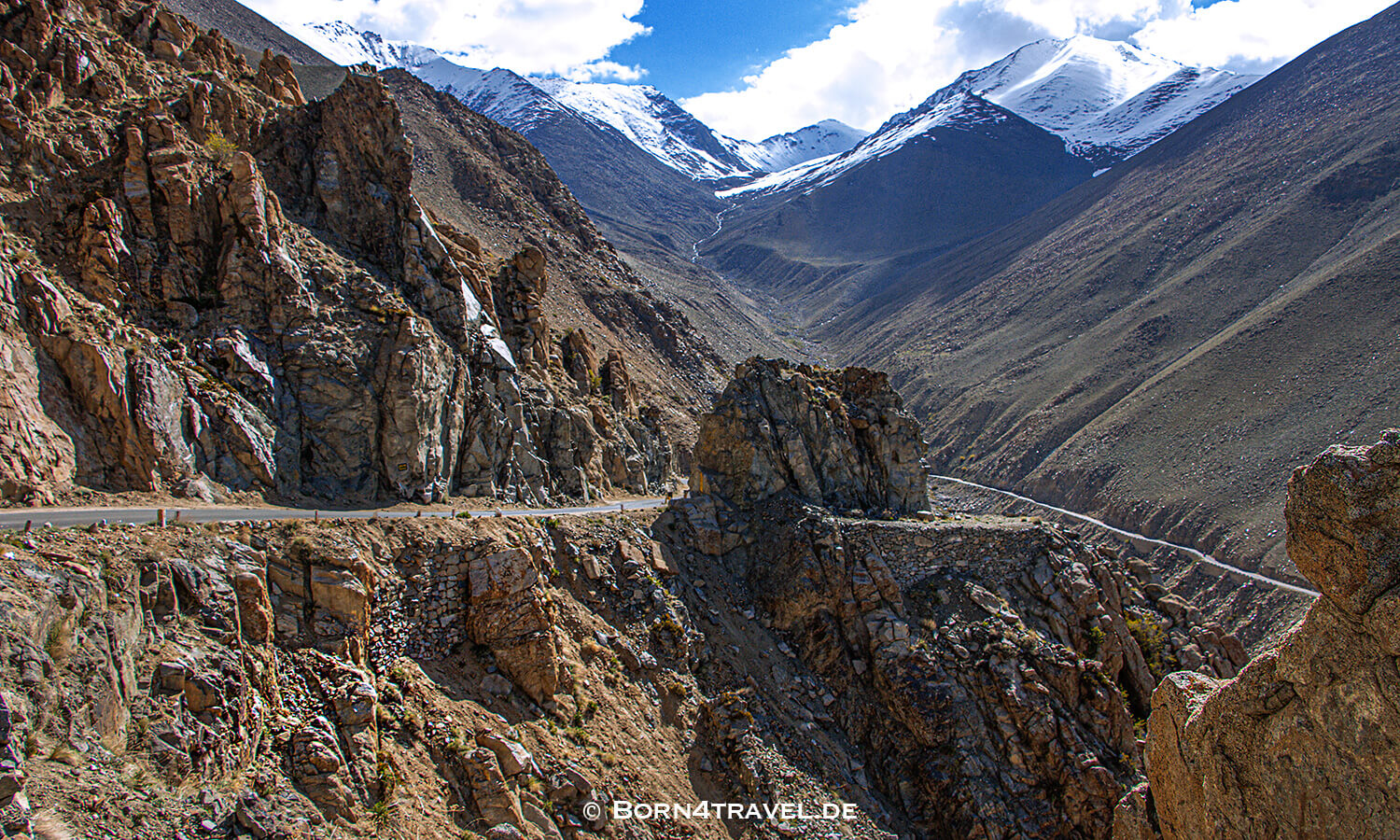 Khardung La,From Leh to Nubra Valley,Ladakh,Himalaya,Indien,born4travel.de