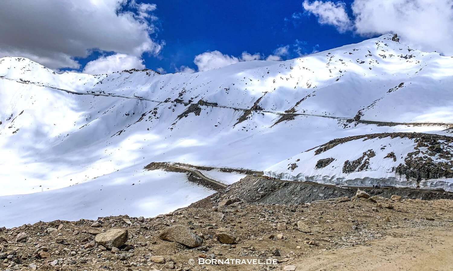 Khardung La,From Leh to Nubra Valley,Ladakh,Himalaya,Indien,born4travel.de