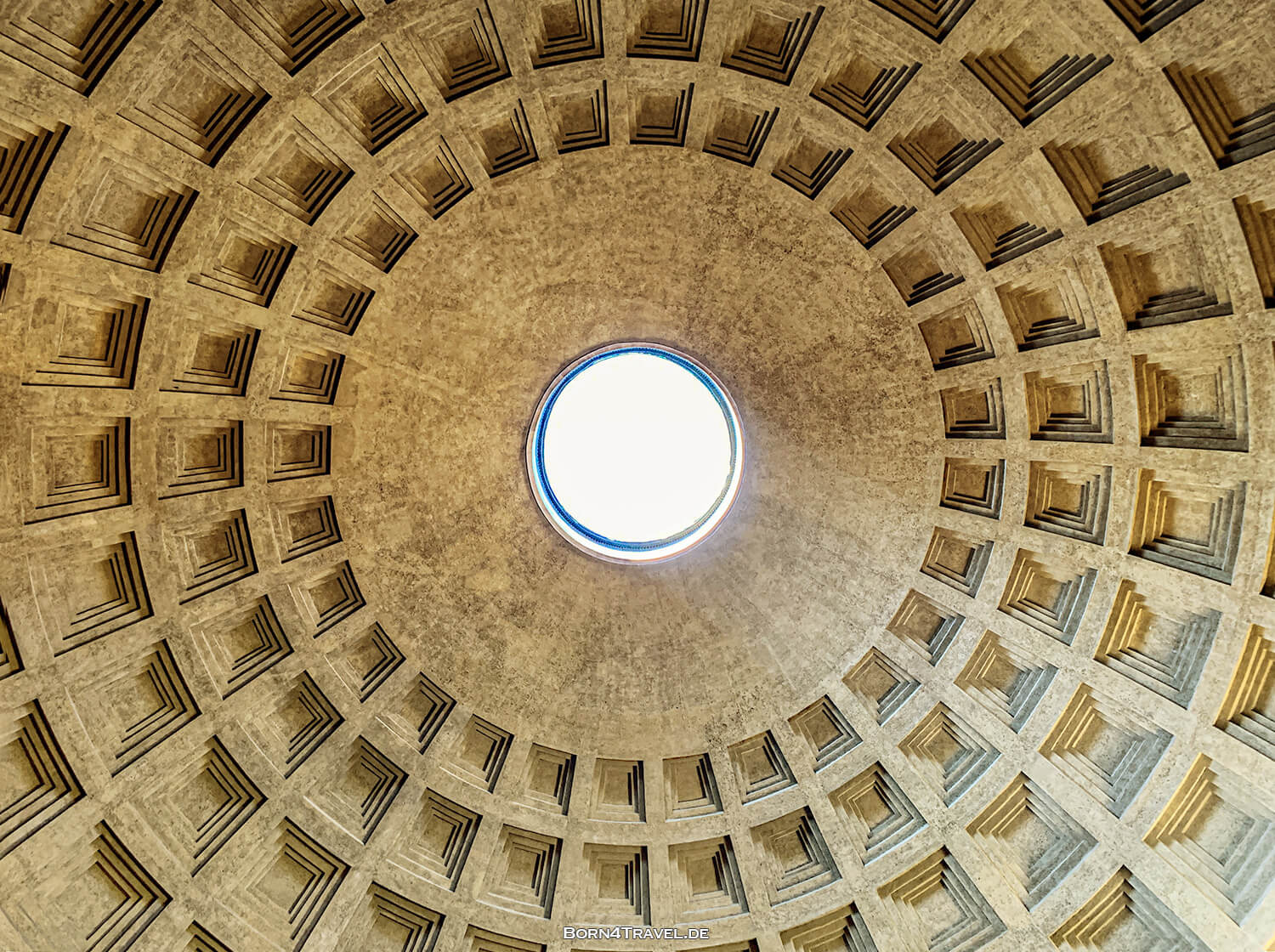 Pantheon in Rom,Reisebericht Italien,born4travel.de Pantheon in Rom,Reisebericht Italien,born4travel.de