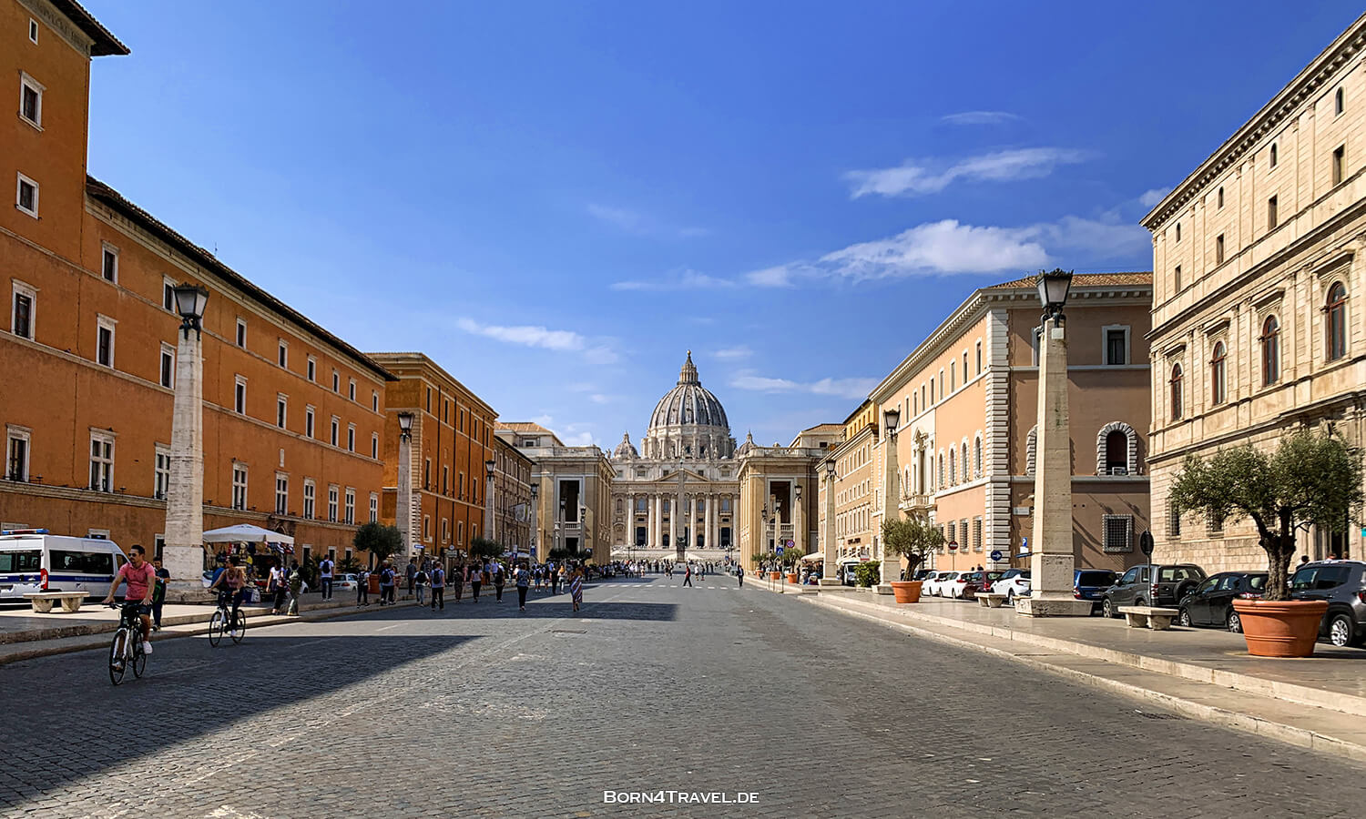 Petersdom & Petersplatz in Rom,Reisebericht Italien,born4travel.de Petersdom & Petersplatz in Rom,Reisebericht Italien,born4travel.de