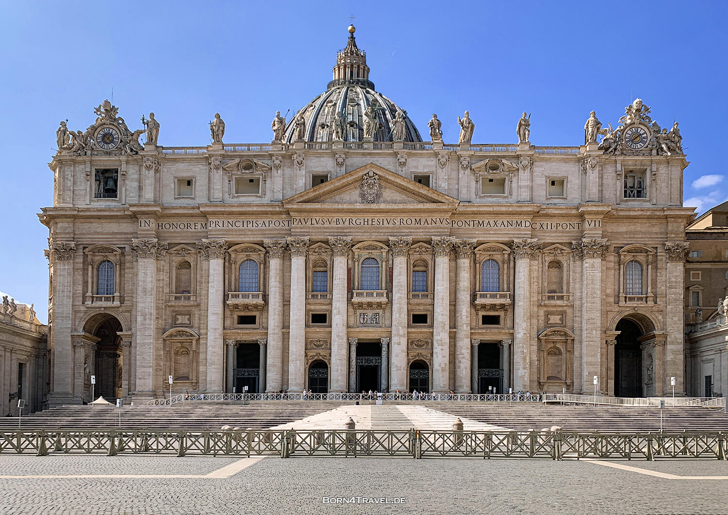 Petersdom & Petersplatz in Rom,Reisebericht Italien,born4travel.de Petersdom & Petersplatz in Rom,Reisebericht Italien,born4travel.de