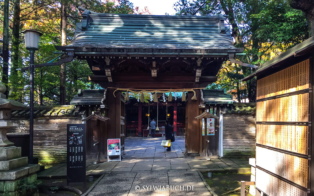 Hikawa Jinja, Nogizaka,born4travel.de
