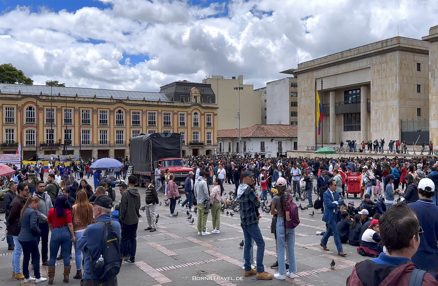 Earthquake 17.AUG 2023, Plaza Bolivar,Bogotá,Kolumbien,born4travel.de