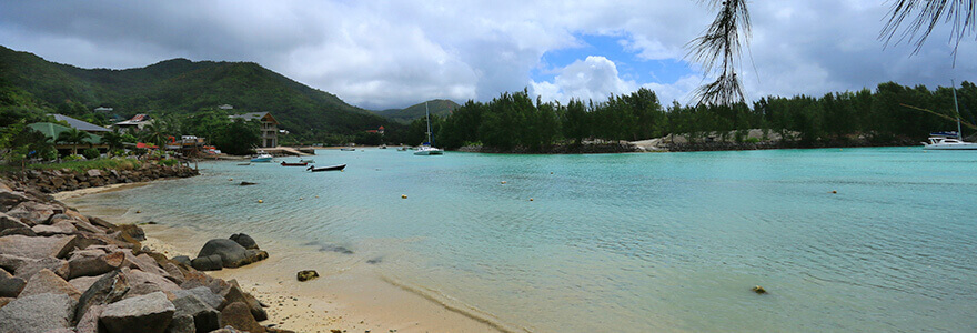 Baie Sainte Anne, jetty,praslin,seychelles