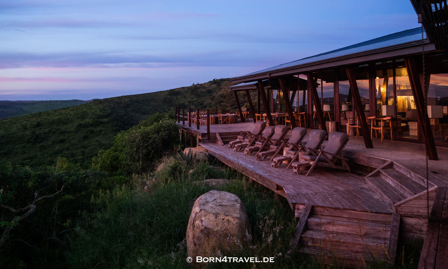 Rhino Ridge Game Lodge, Hluhluwe Imfolozi, Kwazulu Natal,Südafrika,born4travel.de Rhino Ridge Game Lodge, Hluhluwe Imfolozi, Kwazulu Natal,,Südafrika,born4travel.de