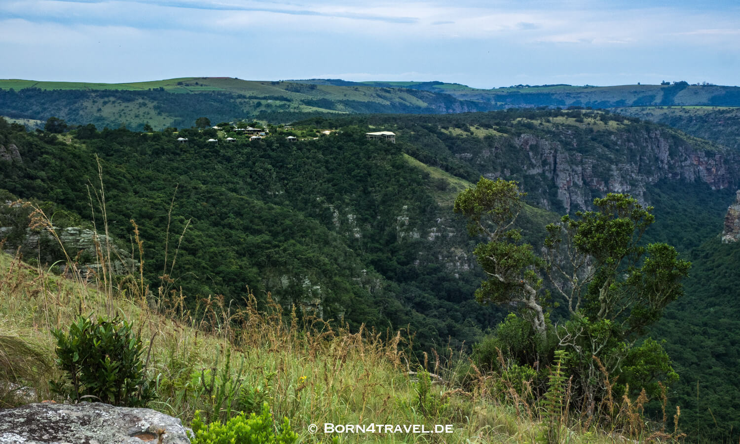 View to The Gorge-Private game Lodge,Lake Eland Game Reserve, Oribi Gorge,Südafrika,born4travel.de View to The Gorge-Private game Lodge,Lake Eland Game Reserve, Oribi Gorge,Südafrika,born4travel.de