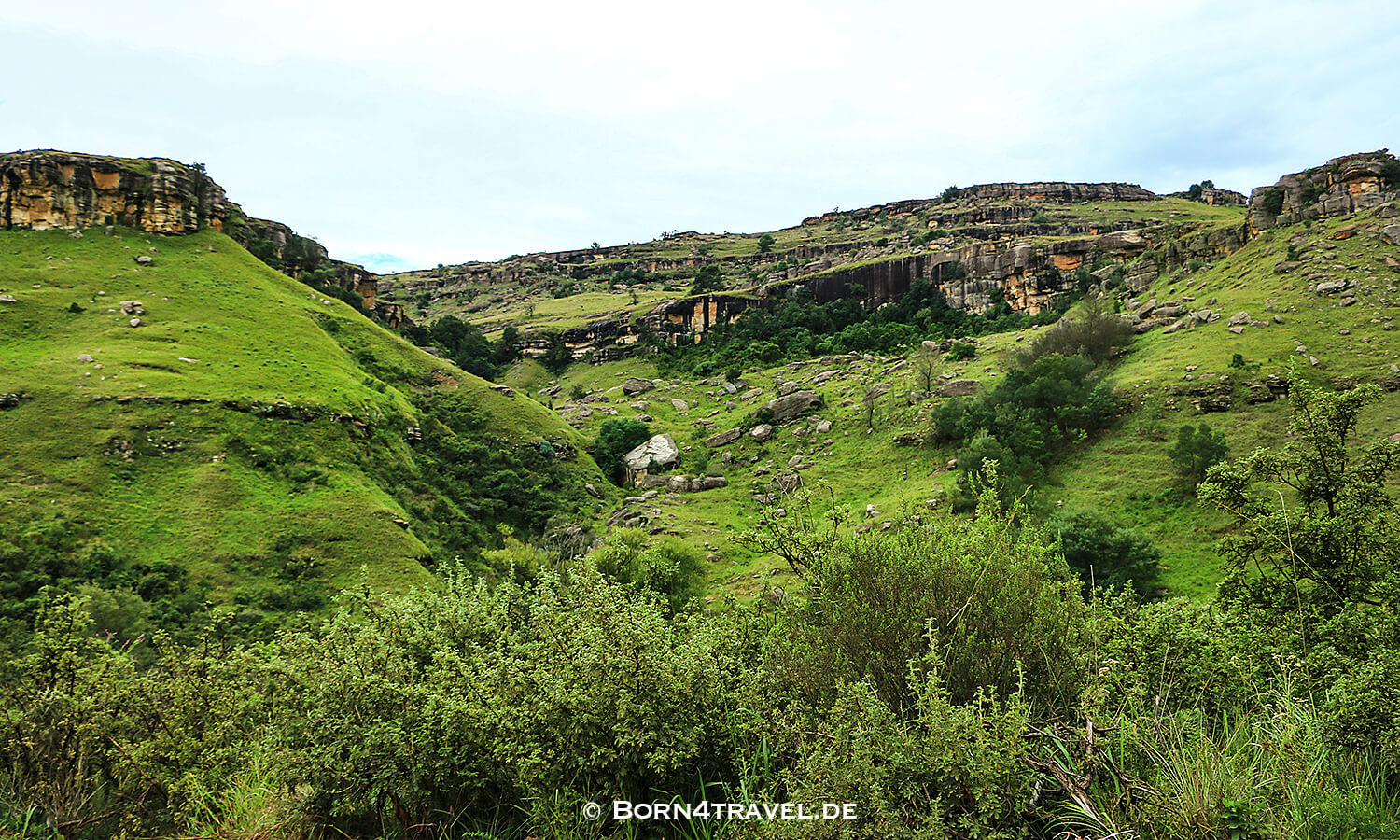 Unterwegs nach Lesotho auf dem Sani Pass,KwaZulu Natal,Südafrika,born4travel.de Unterwegs nach Lesotho auf dem Sani Pass,KwaZulu Natal,Südafrika,born4travel.de