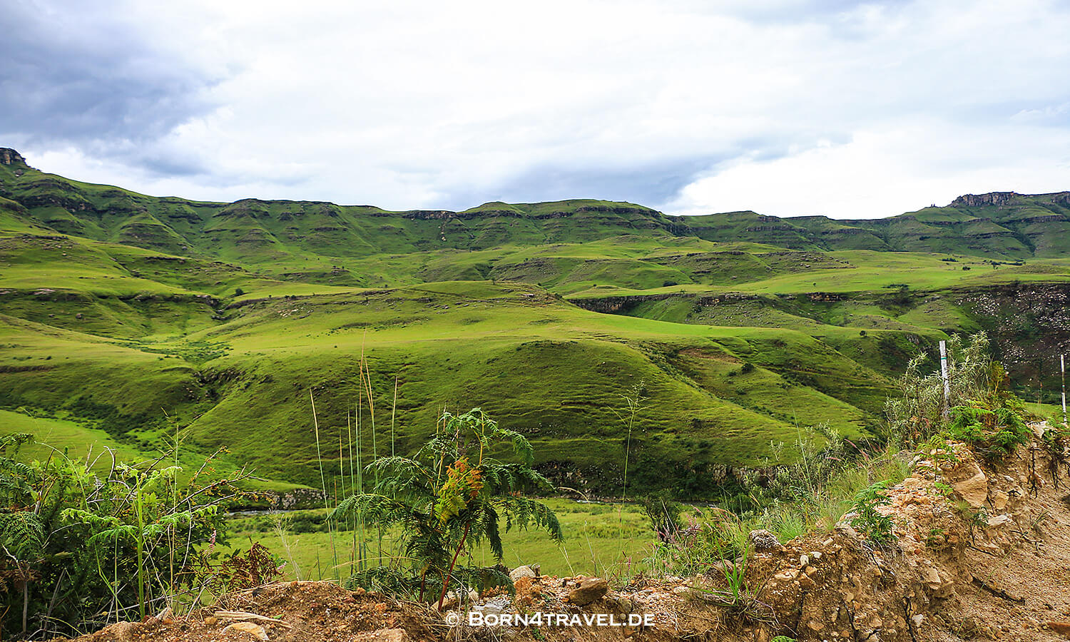 Unterwegs nach Lesotho auf dem Sani Pass,KwaZulu Natal,Südafrika,born4travel.de Unterwegs nach Lesotho auf dem Sani Pass,KwaZulu Natal,Südafrika,born4travel.de
