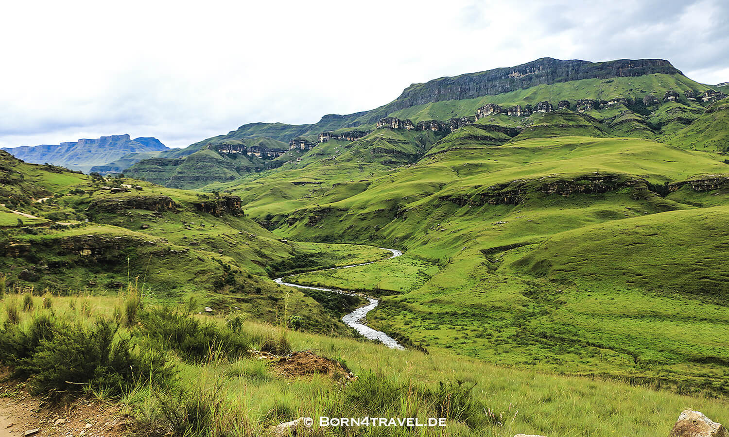 Unterwegs nach Lesotho auf dem Sani Pass,KwaZulu Natal,Südafrika,born4travel.de Unterwegs nach Lesotho auf dem Sani Pass,KwaZulu Natal,Südafrika,born4travel.de