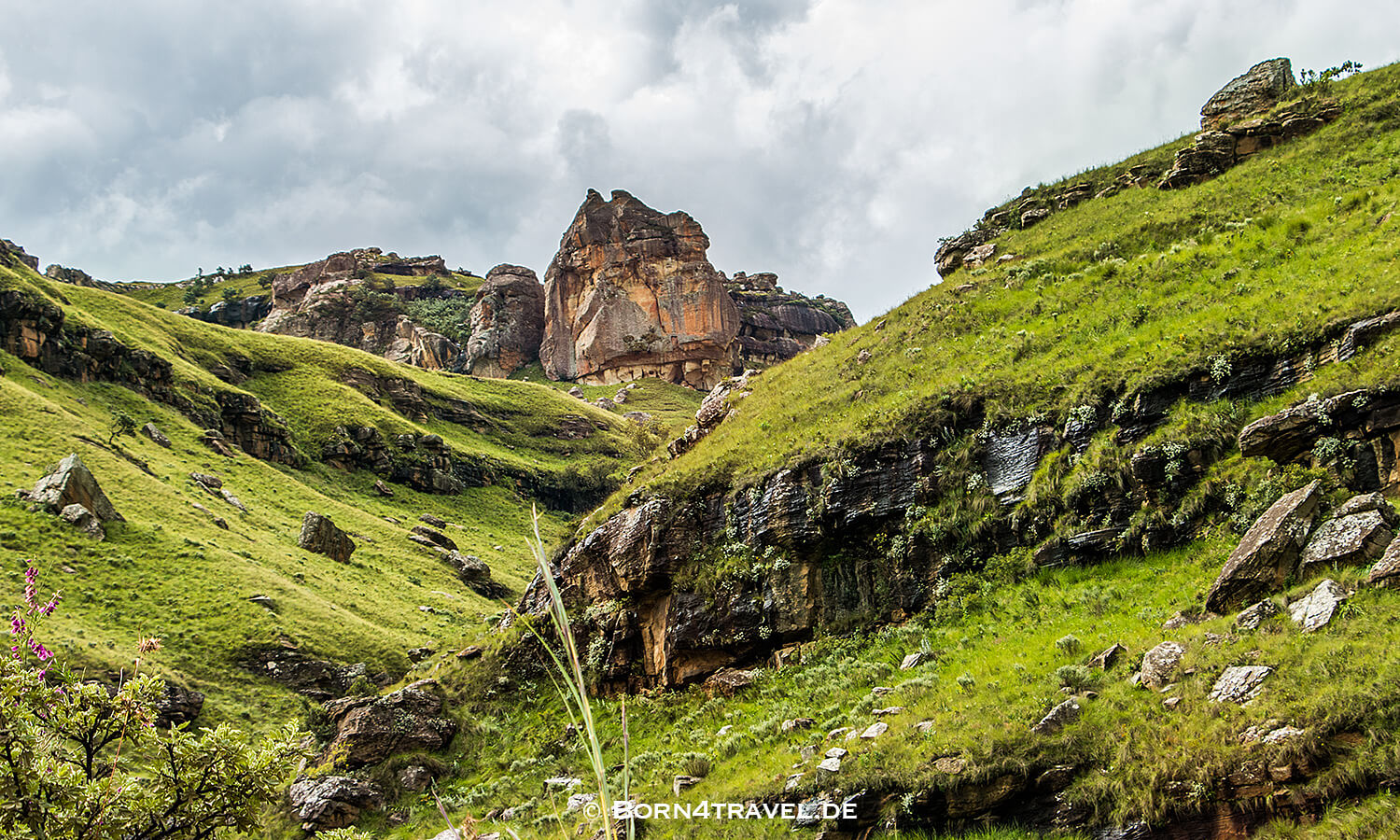 Unterwegs nach Lesotho auf dem Sani Pass,KwaZulu Natal,Südafrika,born4travel.de Unterwegs nach Lesotho auf dem Sani Pass,KwaZulu Natal,Südafrika,born4travel.de