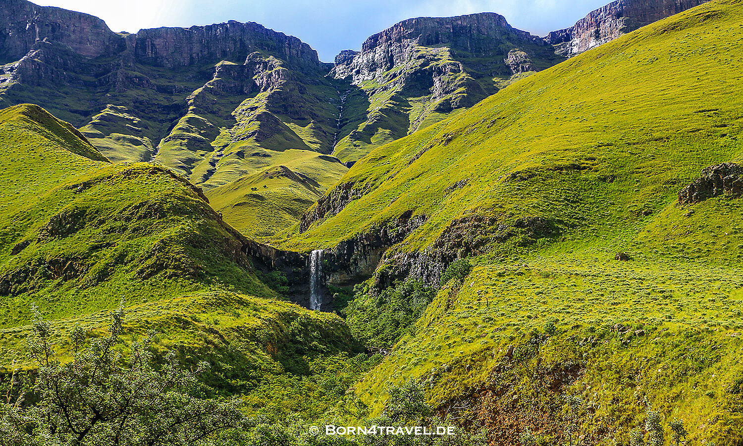 Mkhomazi Wilderness Area,Unterwegs nach Lesotho auf dem Sani Pass,KwaZulu Natal,Südafrika,born4travel.de Mkhomazi Wilderness Area,Unterwegs nach Lesotho auf dem Sani Pass,KwaZulu Natal,Südafrika,born4travel.de