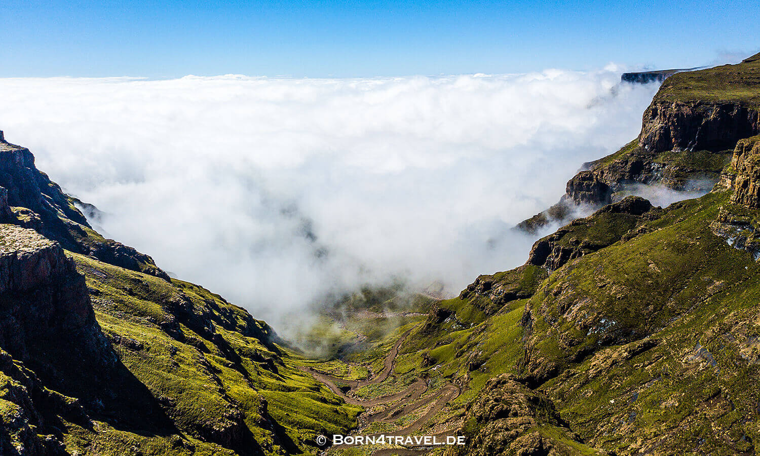 Sani Pass,Sani Mountain Lodge,Lesotho,Mokhotlong,born4travel.de