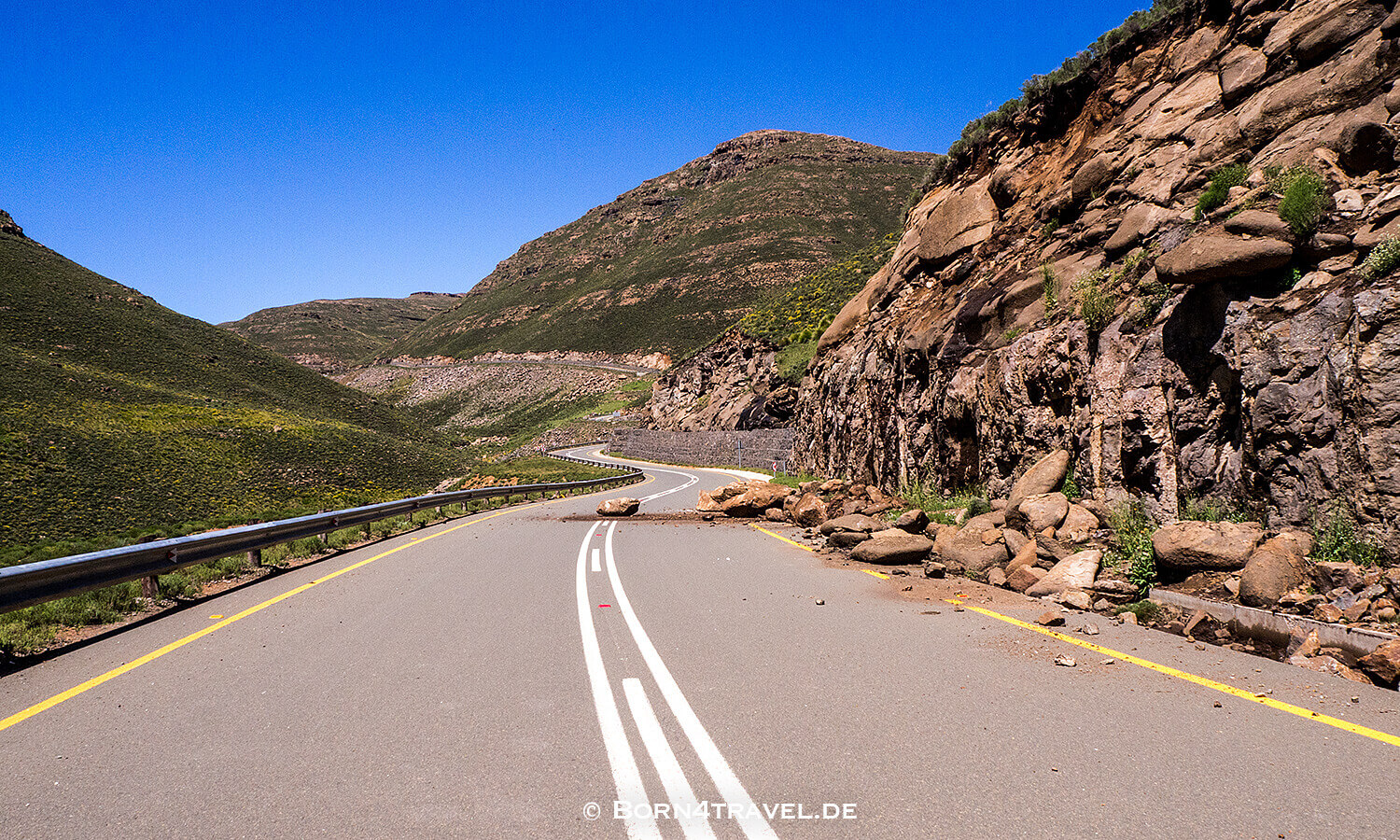 Unterwegs auf der A31 in Lesotho,Mokhotlong,born4travel.de