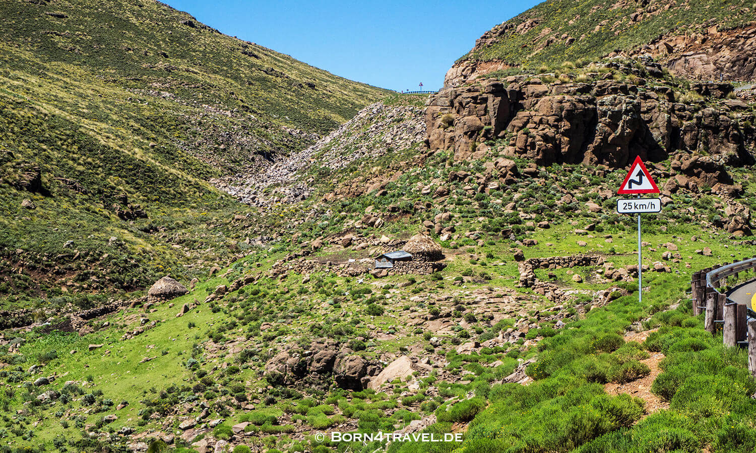 Unterwegs auf der A31 in Lesotho,Mokhotlong,born4travel.de