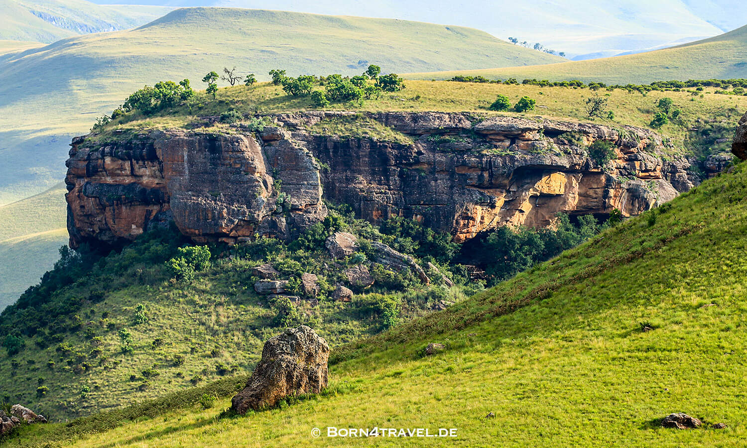 Honeymoon Suite,Giants Castle Huttet Camp,KZN, Sanparks,,Maloti Drakensberge Park, KwaZulu Natal,Südafrika,born4travel.de