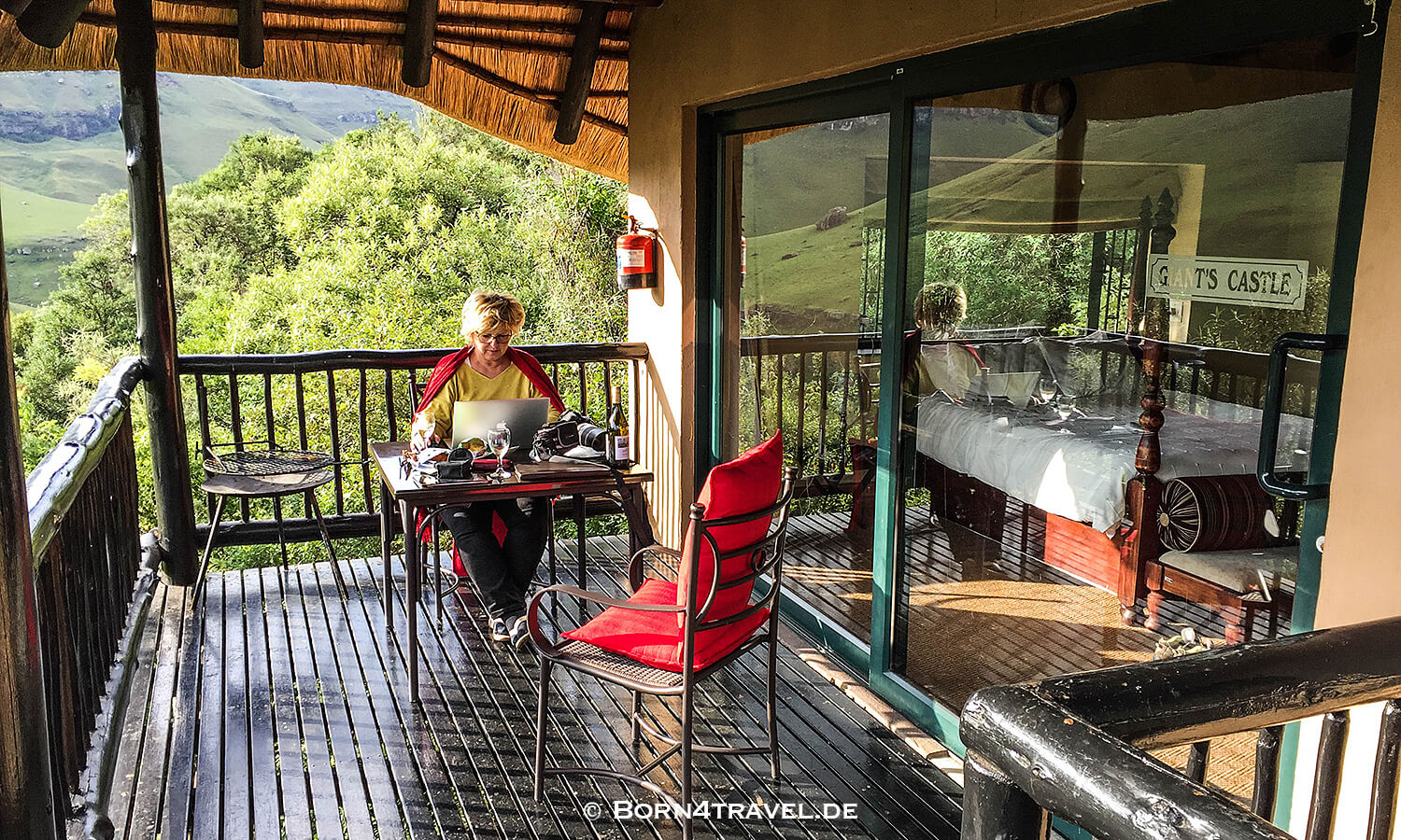 Honeymoon Suite,Giants Castle Huttet Camp,KZN, Sanparks,,Maloti Drakensberge Park, KwaZulu Natal,Südafrika,born4travel.de