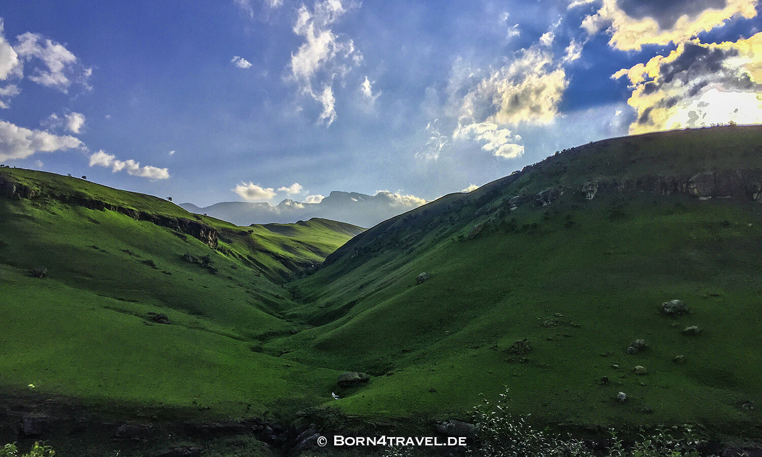 Honeymoon Suite,Giants Castle Huttet Camp,KZN, Sanparks,,Maloti Drakensberge Park, KwaZulu Natal,Südafrika,born4travel.de