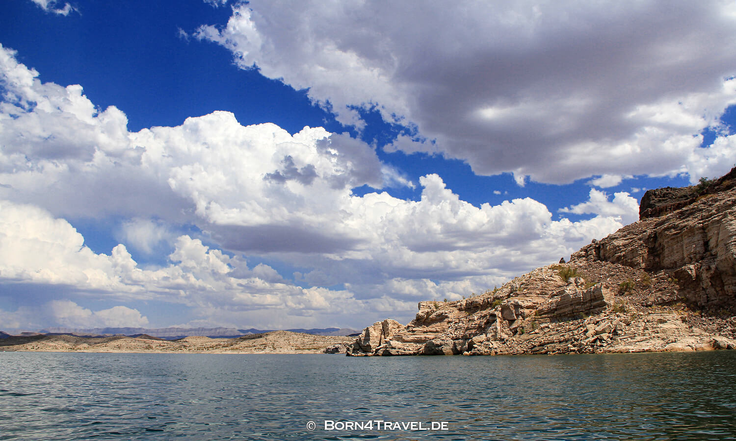 Lake Mead,Temple Bar Marina near Las Vegas,Nevada,USA,born4travel.de