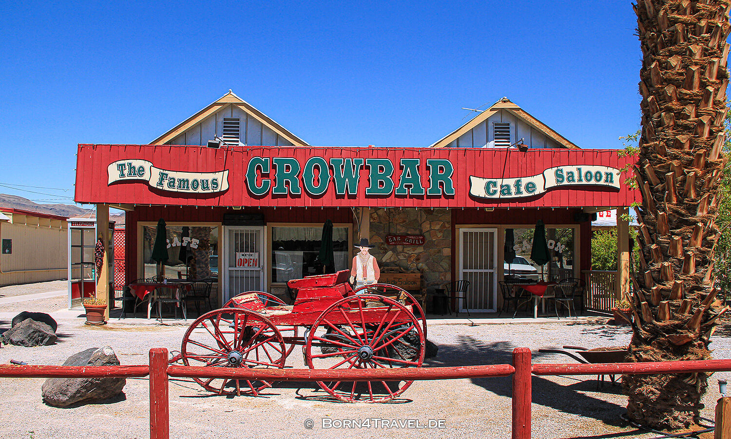 Crowbar Café & Saloon Shoshone,California,USA,born4travel.de