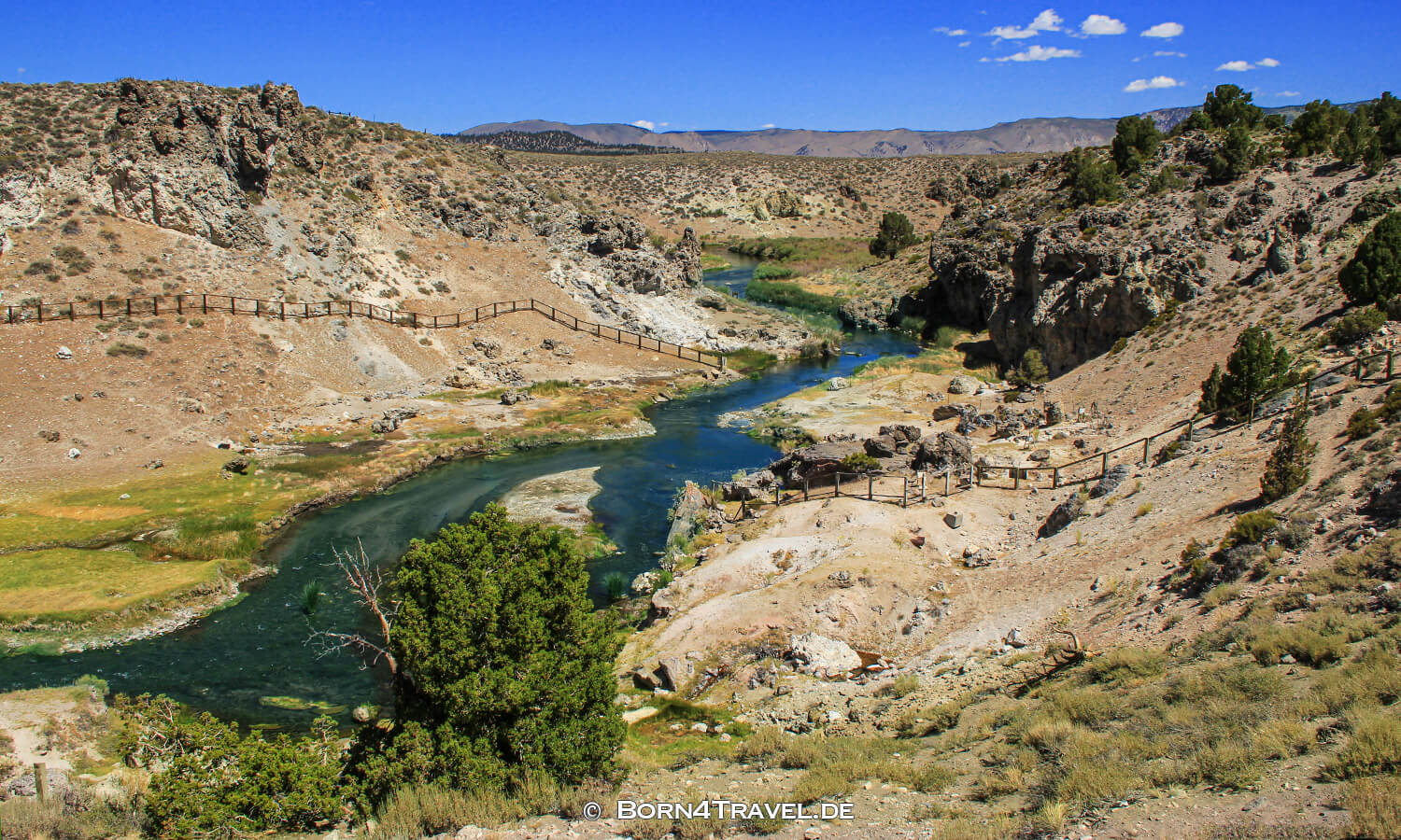 Hot Creek in Long Valley near Mammoth Lakes,California,USA,born4travel.de Hot Creek in Long Valley near Mammoth Lakes,California,USA,born4travel.de