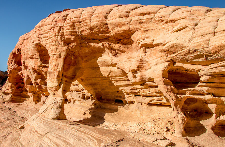 Bug Eye Arch,valley of fire,nevada