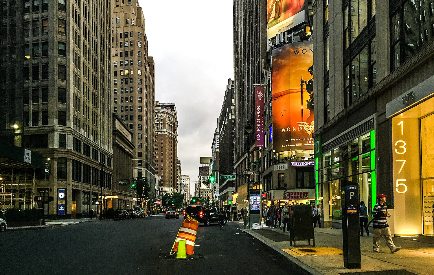 Times Square, Broadway, New York City, Manhattan, USA, born4travel.de
