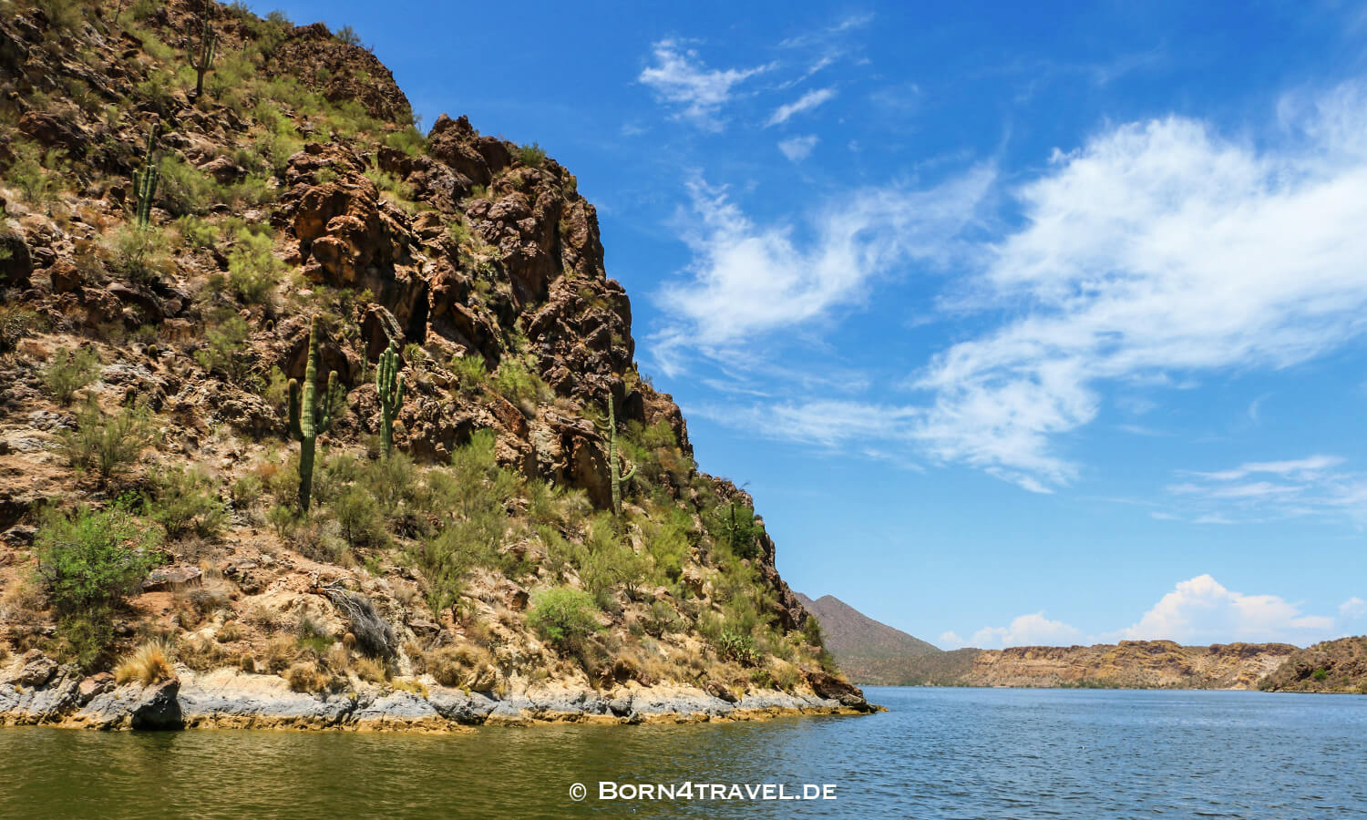 Boat rental Lake Saguaro,Apache Trail,Scottsdale,Southwest,USA,born4travel.de Boat rental Lake Saguaro,Apache Trail,Scottsdale,Southwest,USA,born4travel.de