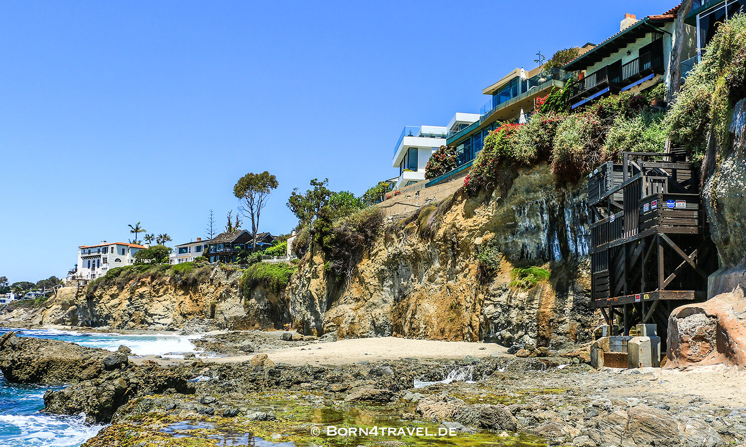 Pirat Tower,Victoria Beach,Orange County,California,USA,born4travel.de