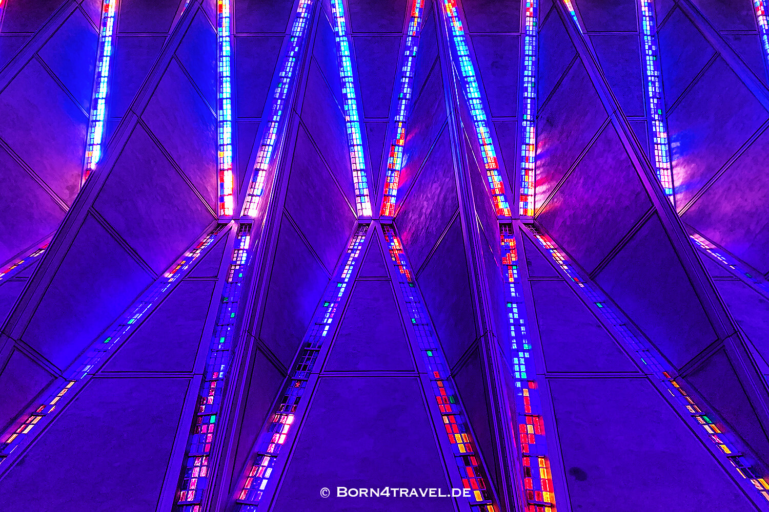 Cadet Chapel,Air Force Academy,Colorado Springs,USA,born4travel.de Cadet Chapel,Air Force Academy,Colorado Springs,USA,born4travel.de