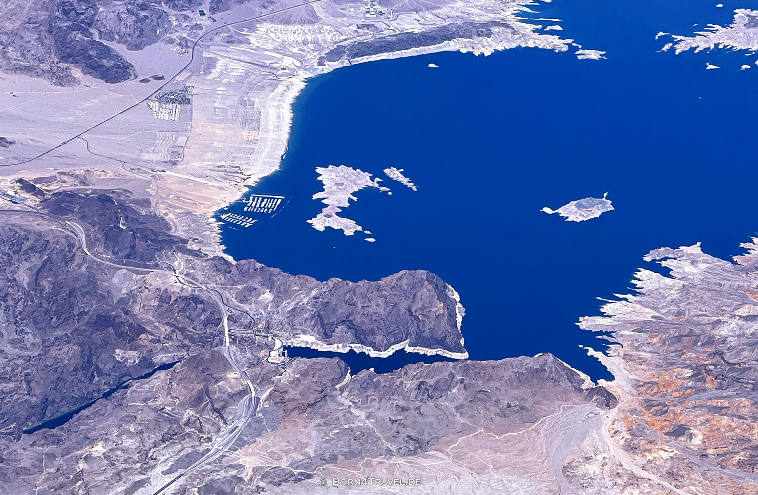 Überflug Lake Mead,USA,SAS SK931,Kopenhagen nach LAX, Reisebericht 2022 Southern California,born4travel.de Überflug Lake Mead,USA,SAS SK931,Kopenhagen nach LAX, Reisebericht 2022 Southern California,born4travel.de