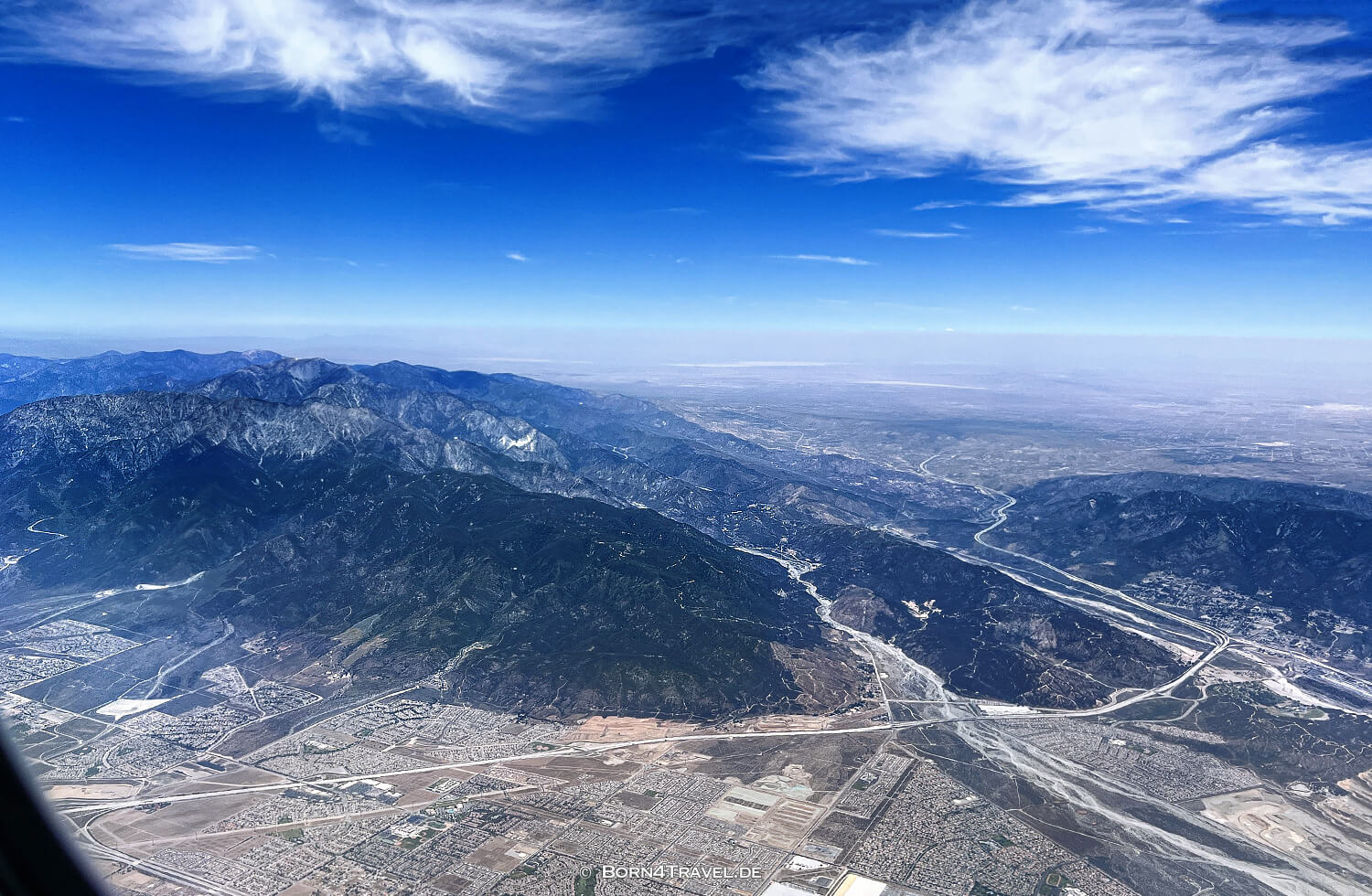 Approaching LAX,USA,SAS SK931,Kopenhagen nach LAX, Reisebericht 2022 Southern California,born4travel.de Approaching LAX,SAS SK931,Kopenhagen nach LAX, Reisebericht 2022 Southern California,born4travel.de
