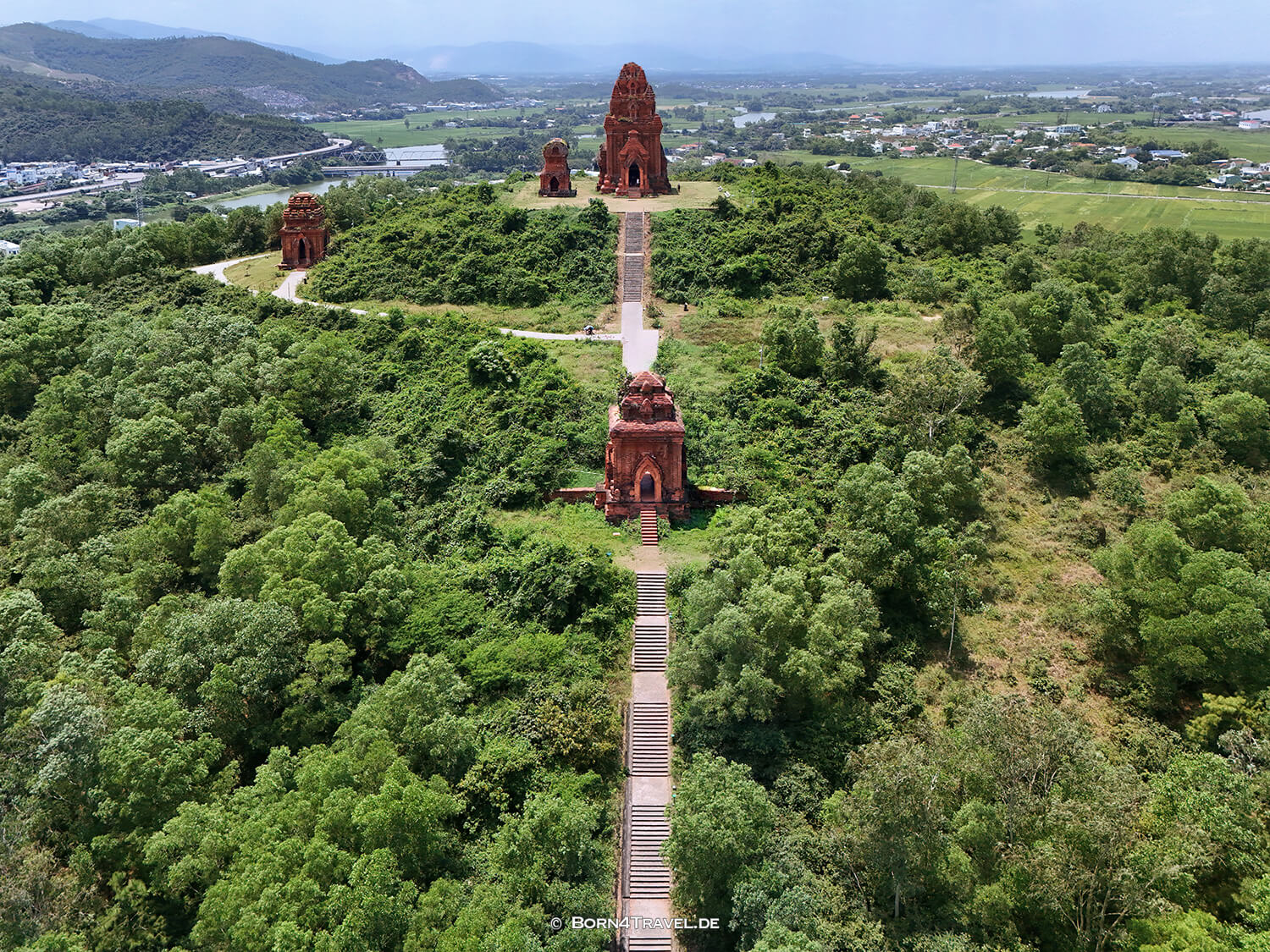 Bánh Ít Cham Tempel,Vietnam2025,born4travel.de