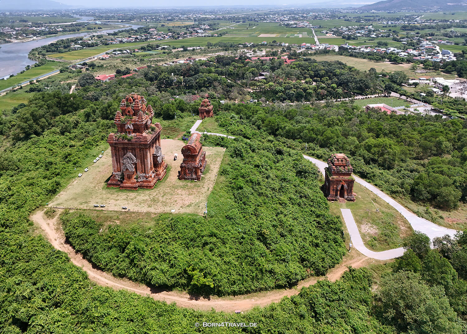 Bánh Ít Cham Tempel,Vietnam2025,born4travel.de