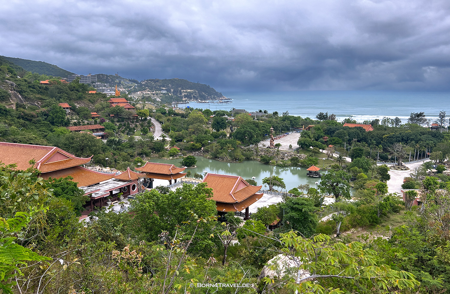 Buddha Statue of Thien Hung Zen Quy Nhơn,Vietnam2025,born4travel.de