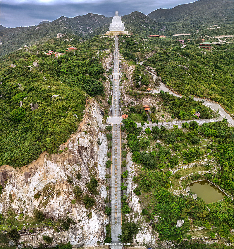 Buddha Statue of Thien Hung Zen Quy Nhơn,Vietnam2025,born4travel.de