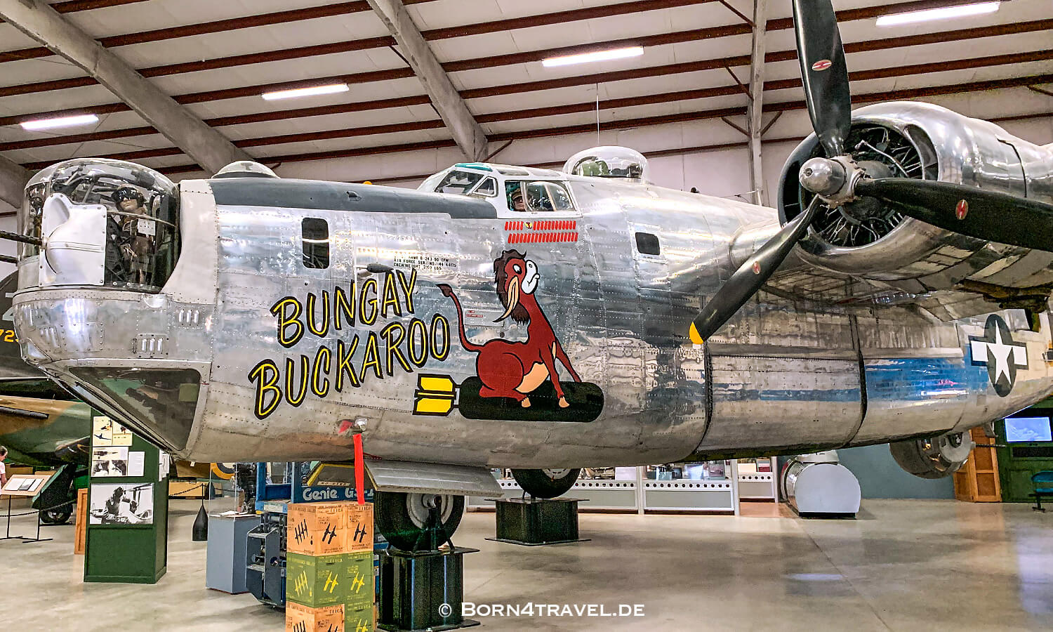 Consolidated B-24J Liberator,PIMA AIR & SPACE MUSEUM,Arizona,USA,born4travel.de