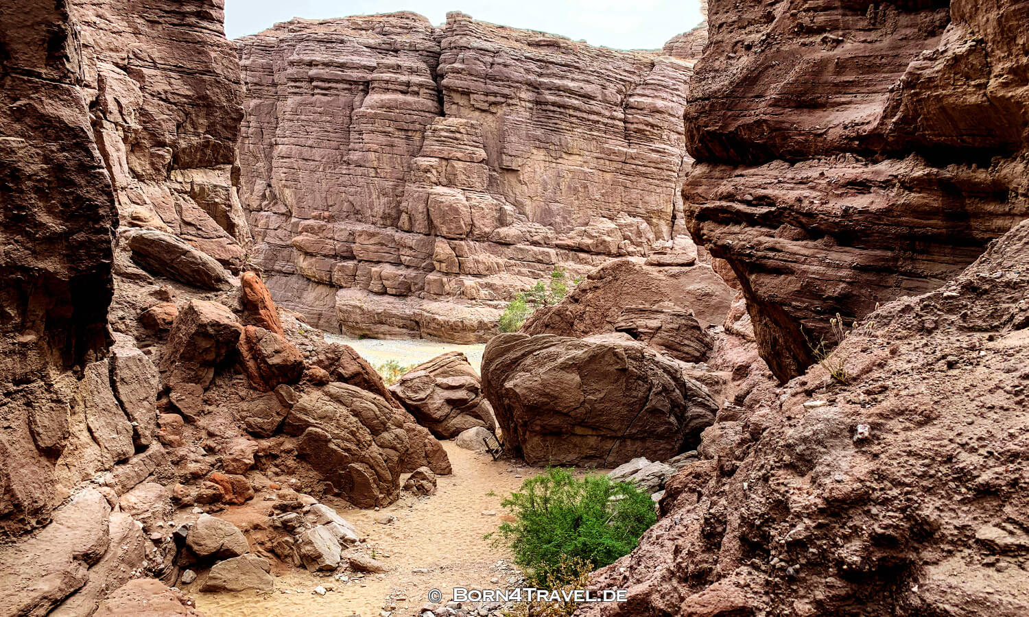 Ladder Canyon Train in Mecca Hills,Painted Canyon,California,USA,born4travel.de