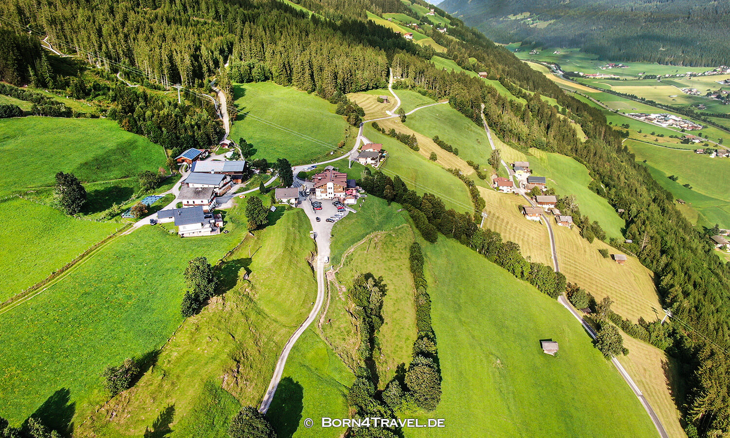 Drohne über Neukirchen am Großvenediger,Österreich,born4travel.de