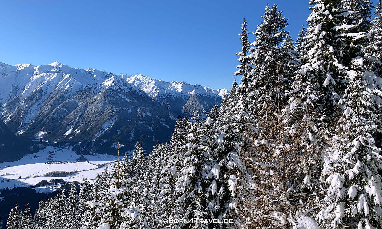 Gondelfahrt zur Wildkogel Arena,Neukirchen am Großvenediger,Österreich,born4travel.de