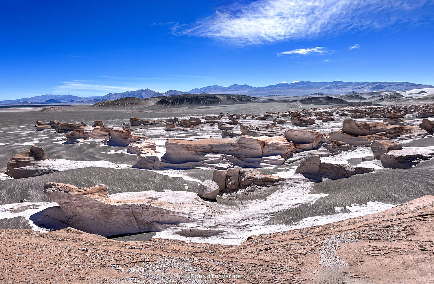 Campo de Piedra Pómez,Argentinien2023,born4travel.de